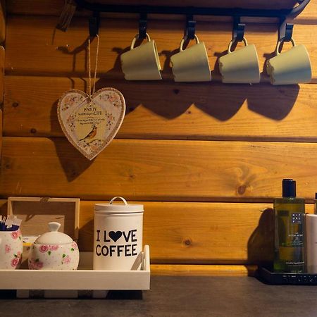 Onder De Kersenboom Bed & Breakfast Hilversum Ngoại thất bức ảnh